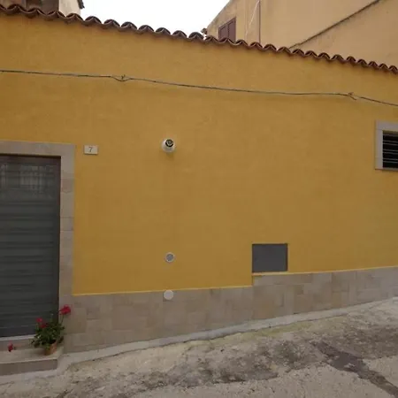 Locazione Turistica Domus Re Nocleg ze śniadaniem Agrigento
