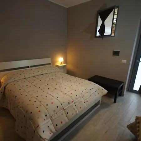 Locazione Turistica Domus Re 4*