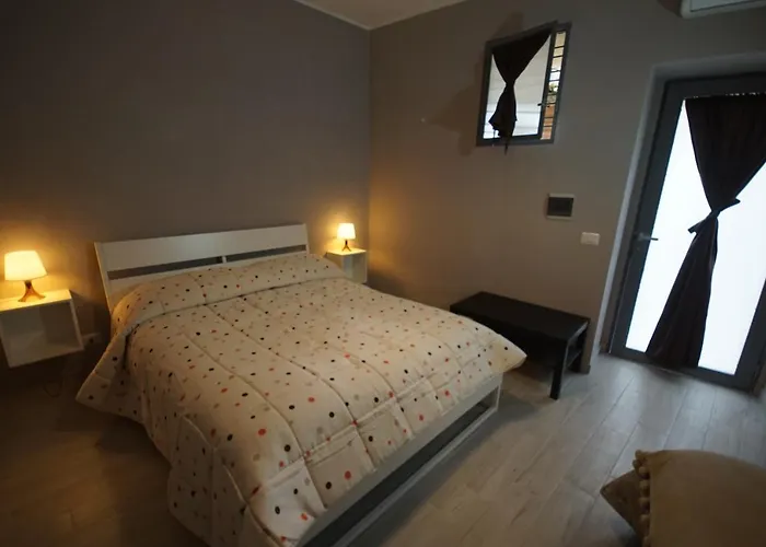 Locazione Turistica Domus Re 4*